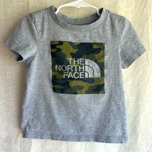 Kids North Face tshirt